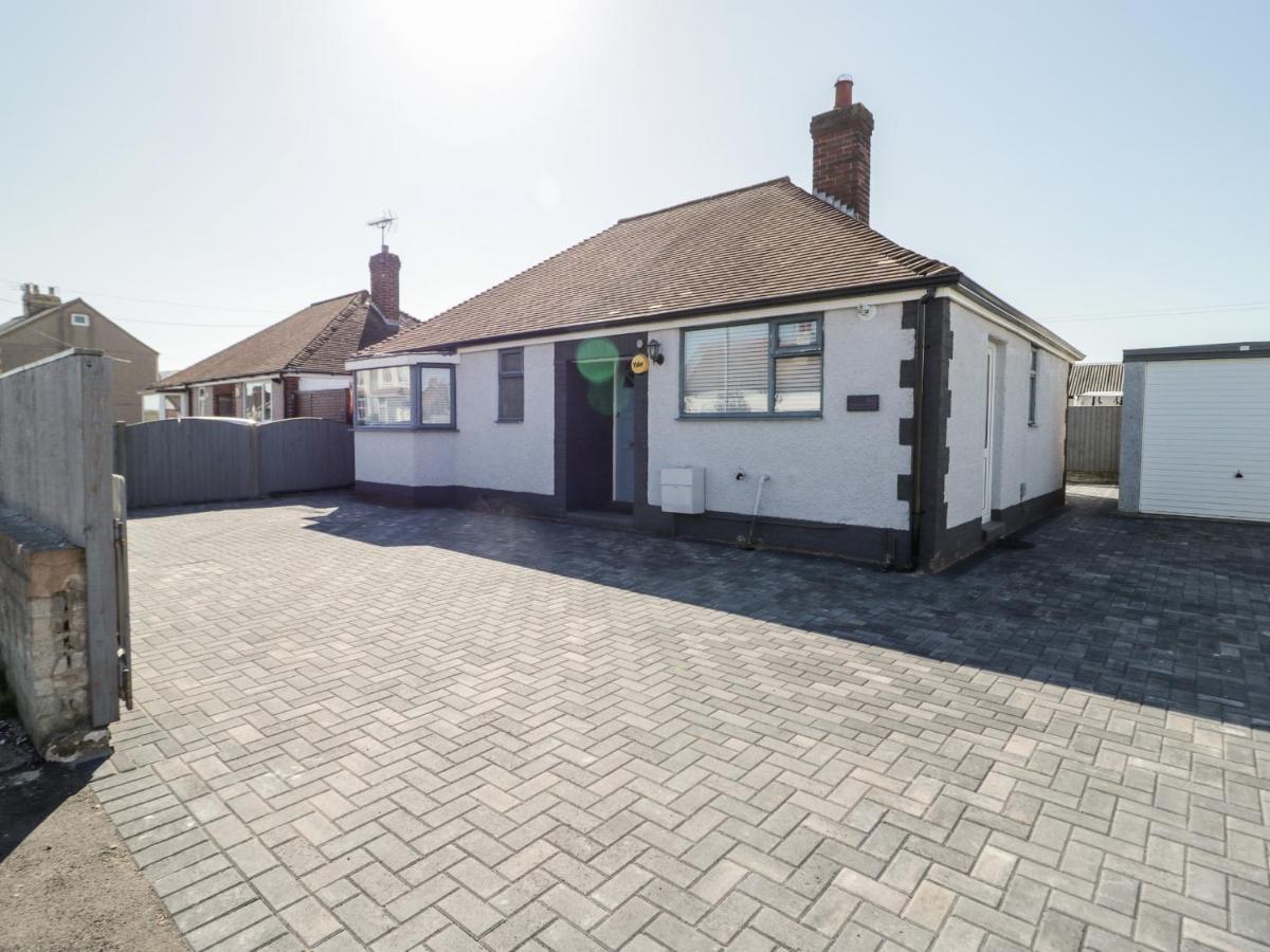Seaside Retreat Villa Prestatyn Dış mekan fotoğraf